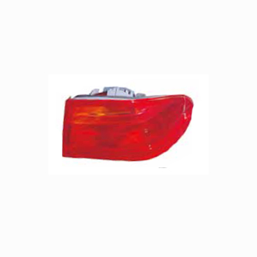 FAROS CLASE E 95/98 W210 TRASERO EXTERIOR DERECHO