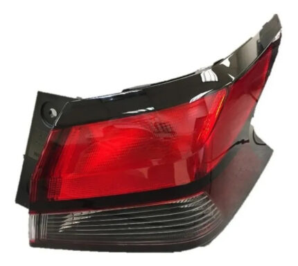 FAROS VERSA 20/ TRASERO EXTERIOR DERECHO